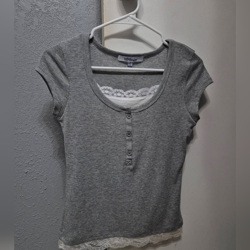 Grey Y2k White Lace Top